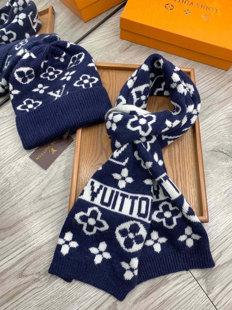 Louis Vuitton Caps Scarfs